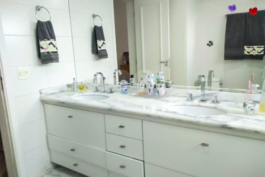 Apartamento à venda com 3 suítes em Tatuapé, São Paulo, SP