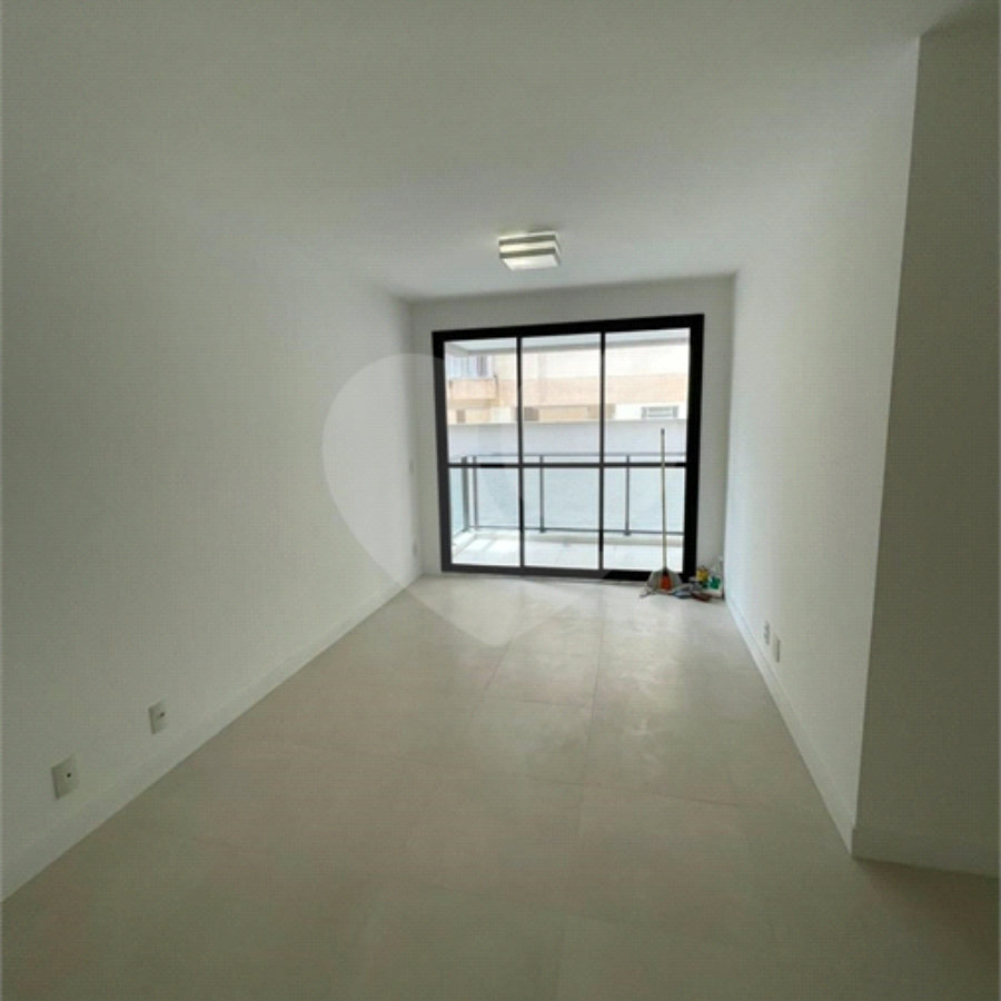 Apartamento à venda com 3 quartos, sendo 1 suíte, em Maracanã, Rio de Janeiro, RJ