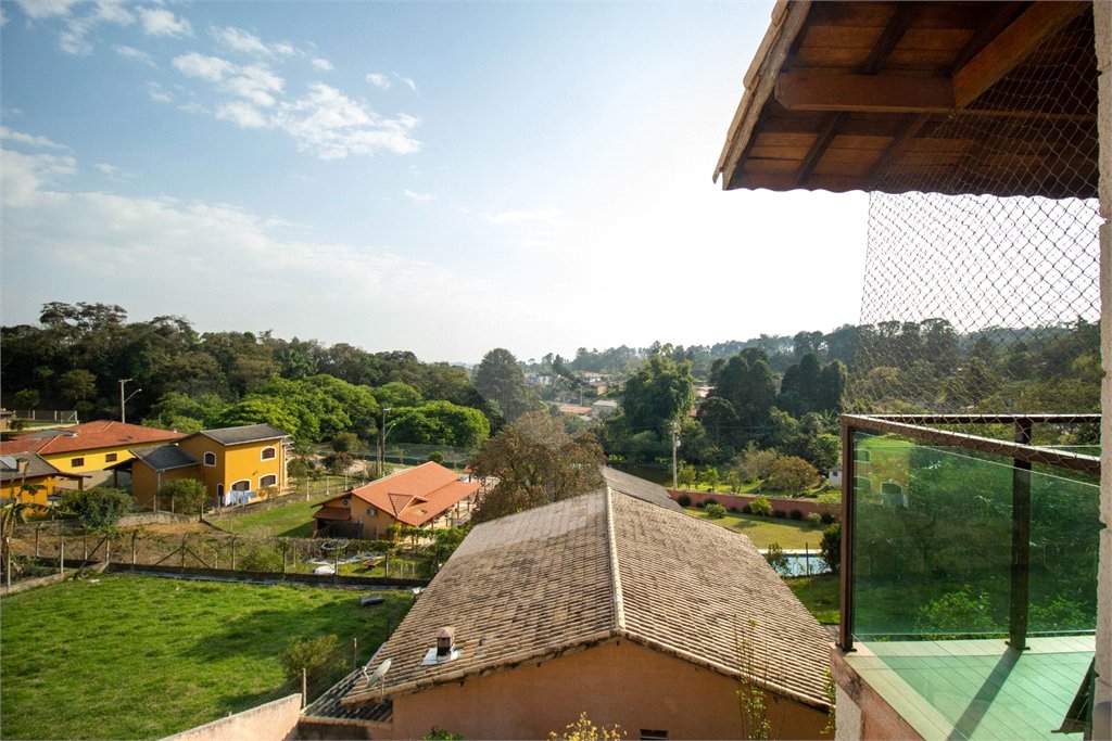 Casa à venda com 3 quartos, sendo 2 suítes,  em Alto da Serra (mailasqui), São Roque, SP