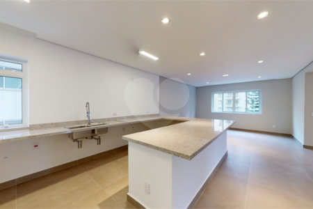 Apartamento à venda com 3 quartos, sendo 1 suíte, em Higienópolis, São Paulo, SP