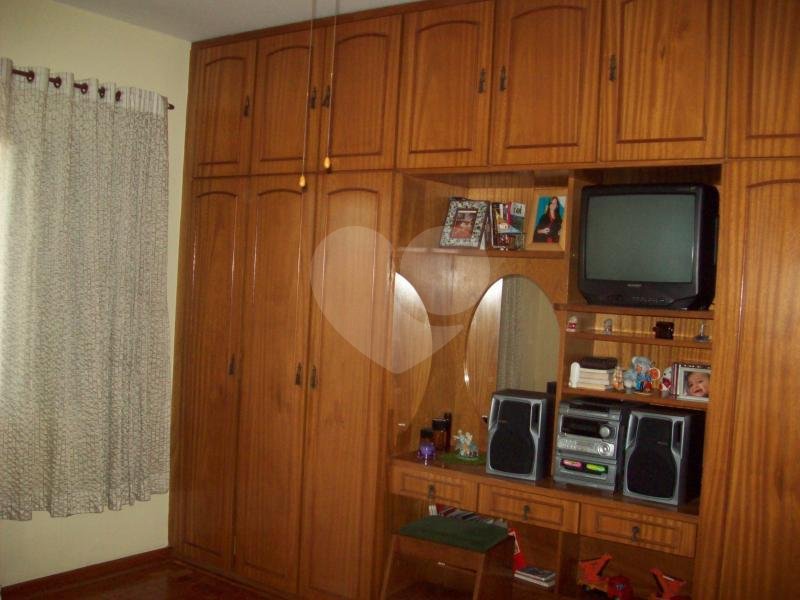 Casa Térrea à venda com 3 quartos, sendo 1 suíte, em Vila Constança, São Paulo, SP