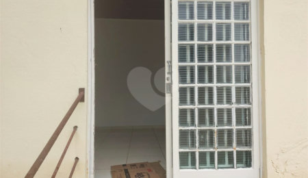 Casa à venda com 2 quartos em Parque Manchester, Sorocaba, SP