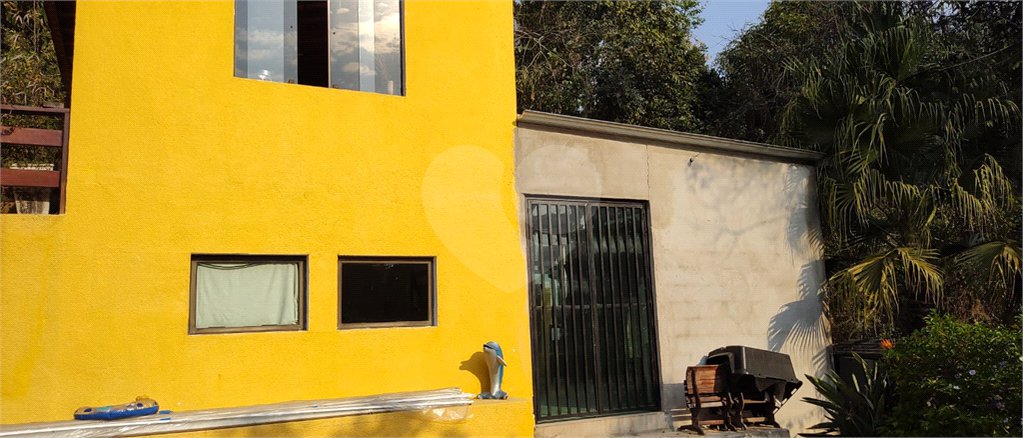 Casa à venda com 4 quartos, sendo 1 suíte, em Serra da Cantareira, Mairiporã, SP