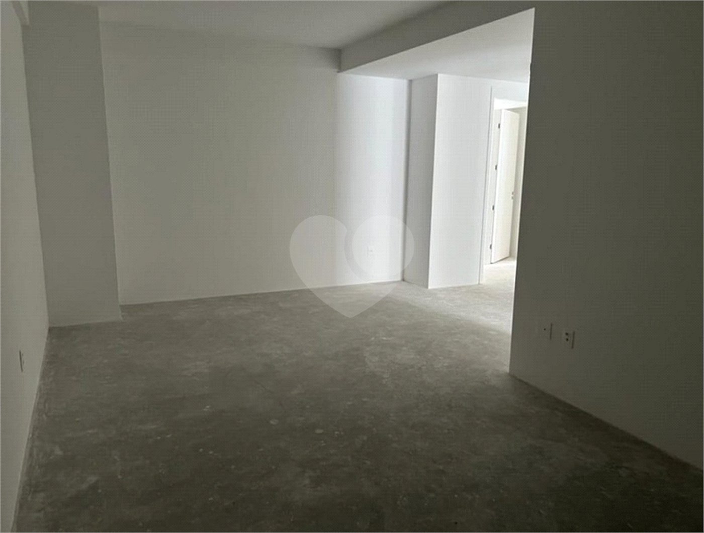 Apartamento à venda com 3 suítes em Itaim Bibi, São Paulo, SP