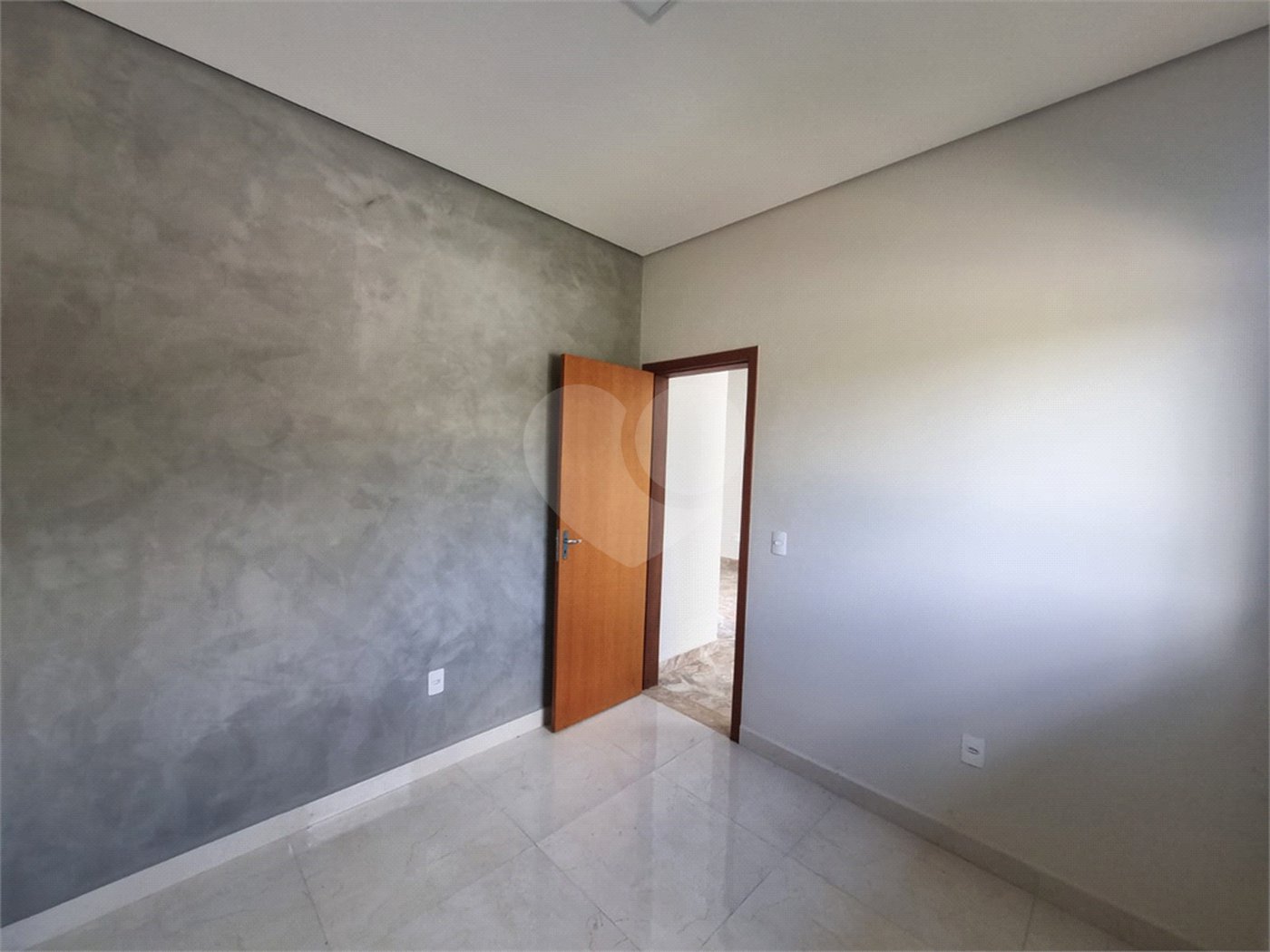 Casa à venda com 3 quartos, sendo 1 suíte, no condomínio Jardim Residencial Villagio Ipanema I, Sorocaba - SP