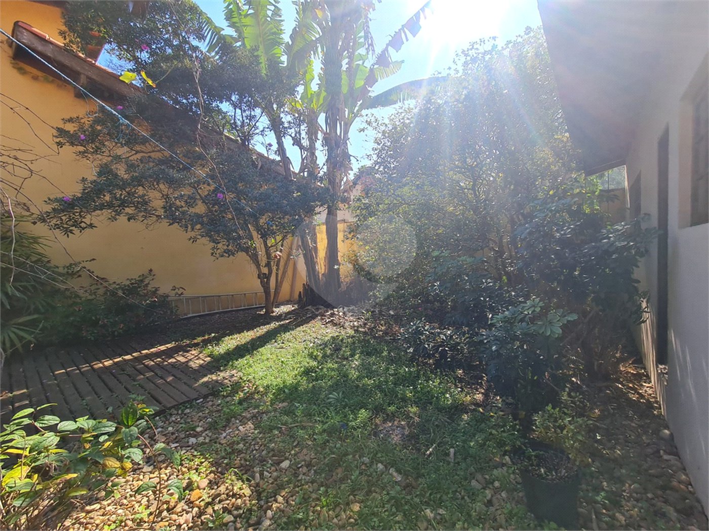 Casa Térrea à venda com 4 quartos, sendo 2 suítes, em Interlagos, São Paulo, SP