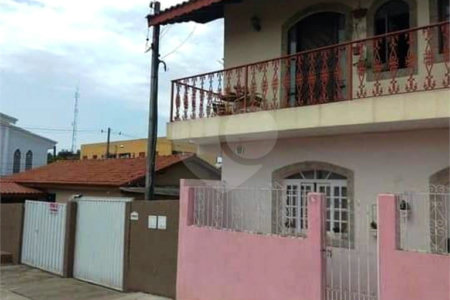 Casa versátil à venda: Casa com 2 Quartos, 3 Unidades Residenciais e Sala Comercial - Louveira