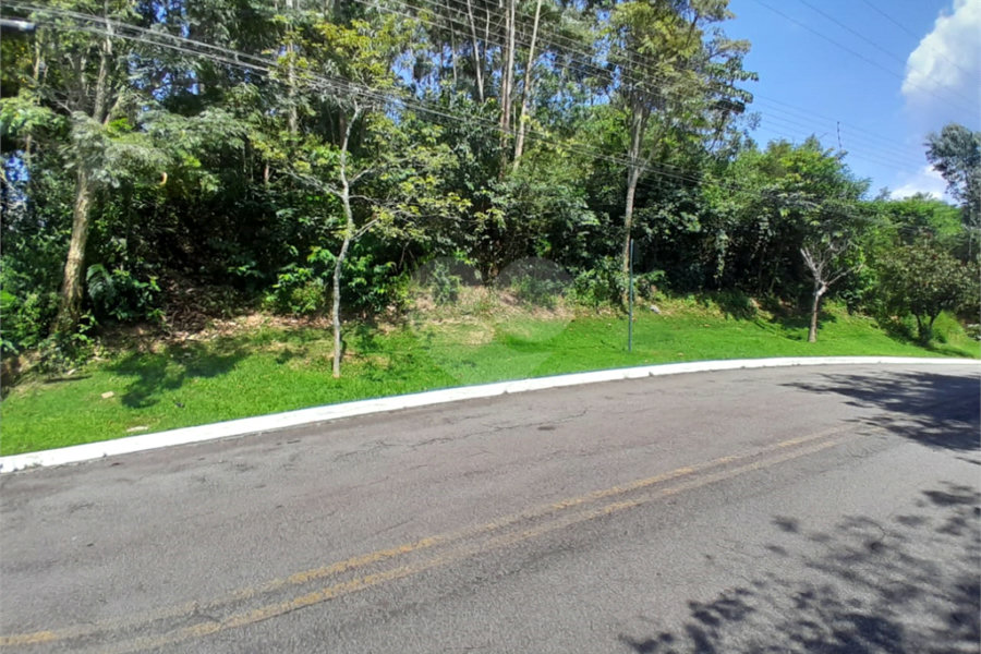 Terreno à venda no condomínio Suíça da Cantareira, Mairiporã - SP