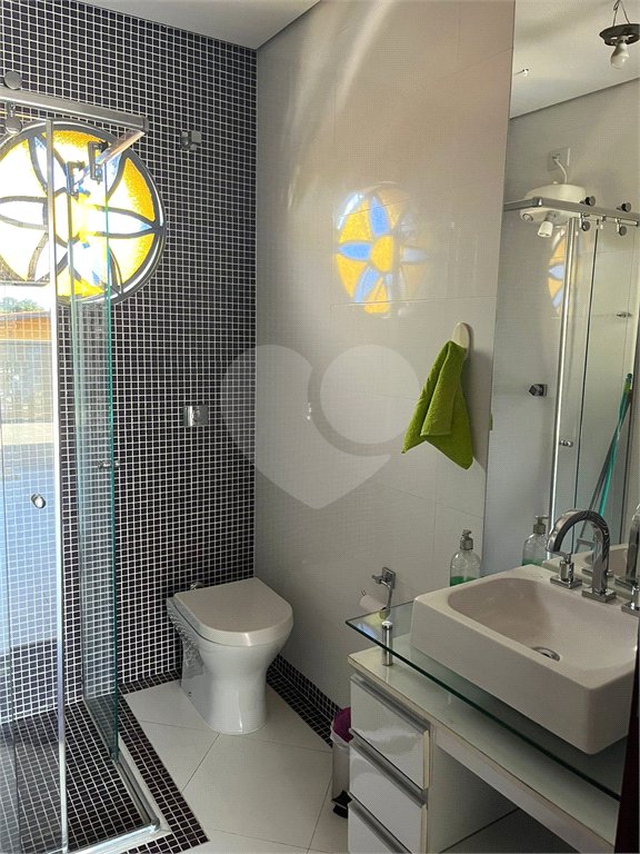 Sobrado à venda com 5 quartos em Horto, São Paulo, SP