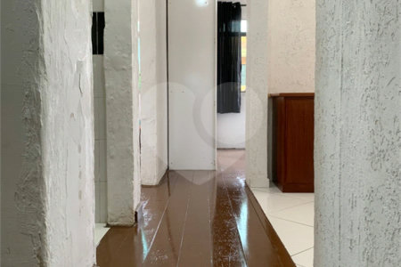 Sobrado à venda com 3 quartos, sendo 1 suíte,  em Vila Maria Alta, São Paulo, SP