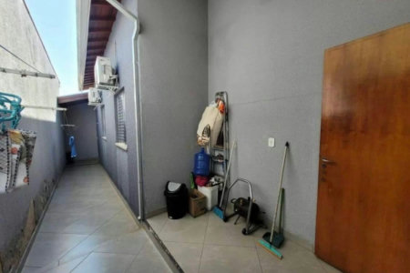 Casa à venda com 3 quartos, sendo 1 suíte, em Jardim Nossa Senhora da Penha, Hortolândia, SP