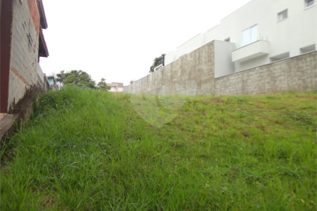 Terreno à venda no condomínio Terras de São Francisco, Vinhedo - SP