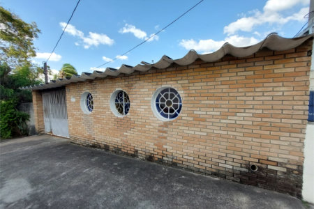 Casa à venda com 2 quartos, sendo 1 suíte, em Vila Barão, Sorocaba, SP