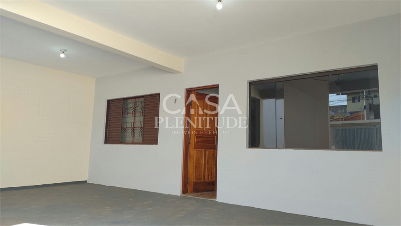 Casa à venda com 4 quartos, sendo 1 suíte, em Jardim Itanguá, Sorocaba, SP
