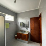 Casa térrea para venda no bairro Vila Xavier em Araraquara/SP.