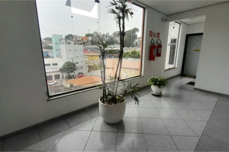**SALA COMERCIAL DE 80 M² NO BAETA NEVES | EXCELENTE CUSTO-BENEFÍCIO E LOCALIZAÇÃO ESTRATÉGICA**
