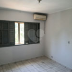 Sobrado à venda com 3 quartos, sendo 1 suíte,  no Centro, Santo André, SP