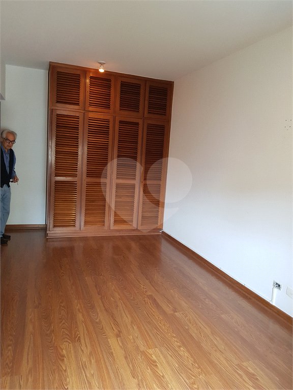 Apartamento à venda com 3 suítes em Conjunto Residencial Morumbi, São Paulo, SP
