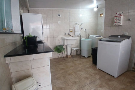 Casa à venda com 3 quartos, sendo 1 suíte,  em Esplanada Mendes Moraes, São Roque, SP