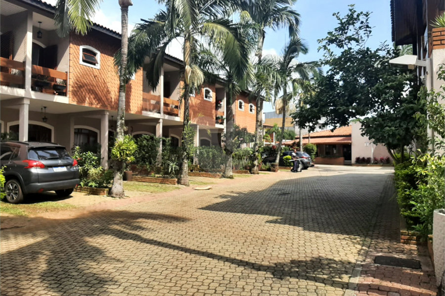 Casa à venda com 3 quartos, sendo 1 suíte, no condomínio Cantareira Park, São Paulo - SP