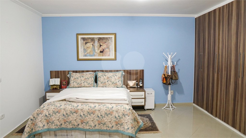 Sobrado à venda com 5 quartos, sendo 3 suítes,  em Santa Teresinha, São Paulo, SP