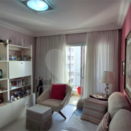 Apartamento à venda com 3 quartos, sendo 1 suíte,  em Indianópolis, São Paulo, SP
