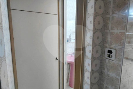 Sobrado à venda com 3 quartos, sendo 1 suíte, em Vila Constança, São Paulo, SP