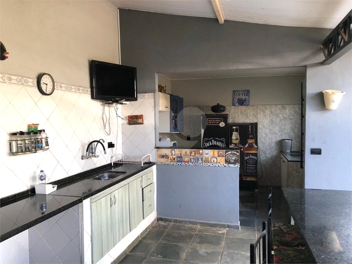 Casa à venda com 4 quartos, sendo 2 suítes, no condomínio Zuleika Jabour, Salto - SP