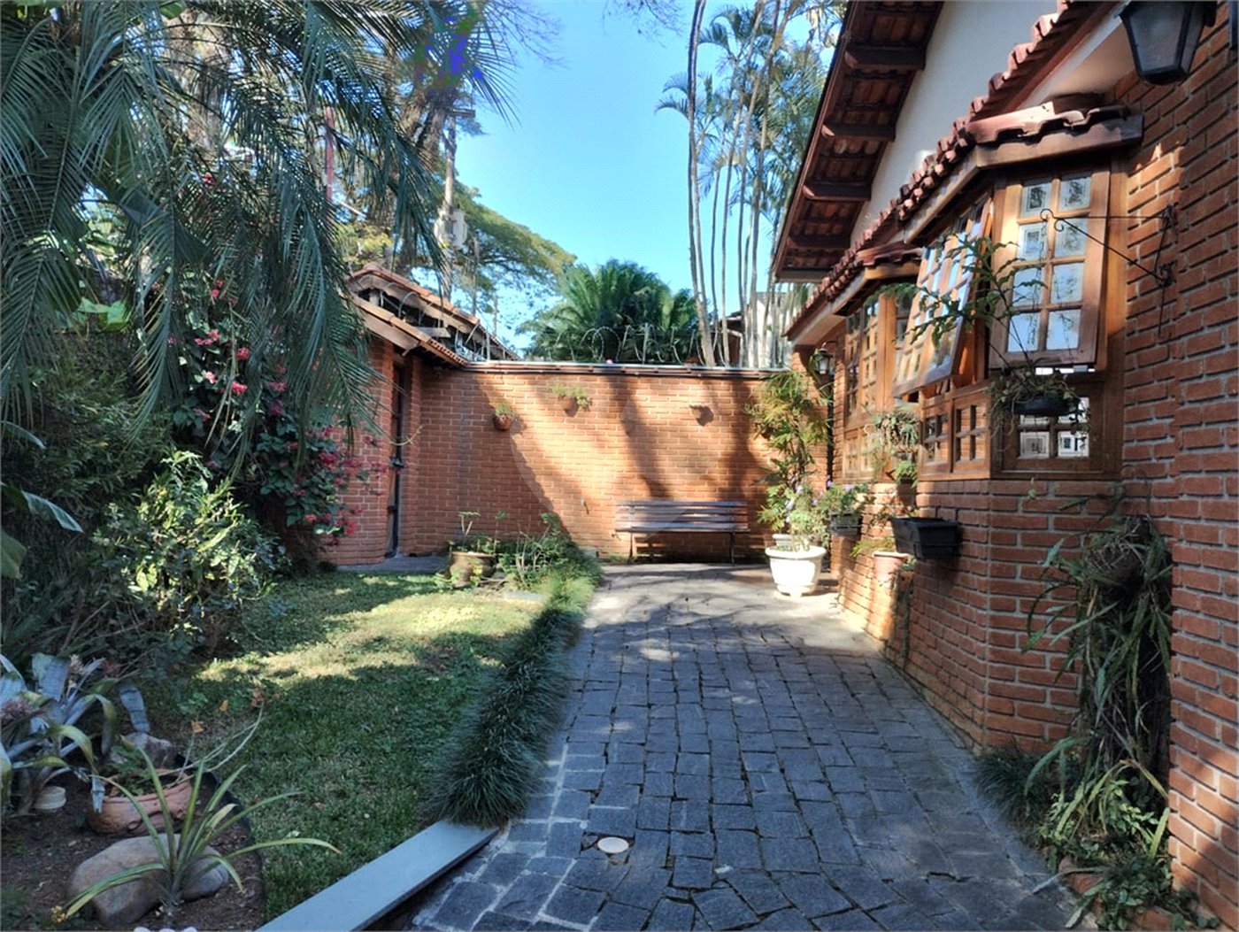 Casa à venda com 3 suítes em Tremembé, São Paulo, SP