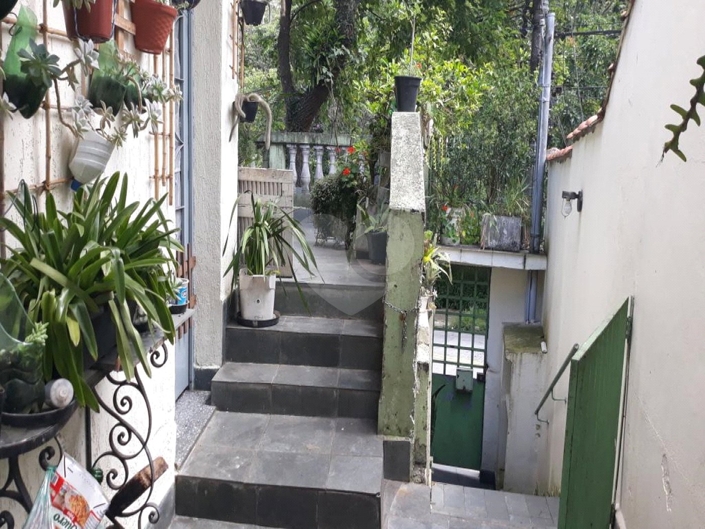 Casa à venda com 2 quartos, sendo 1 suíte,  em Jardim Dracena, São Paulo, SP