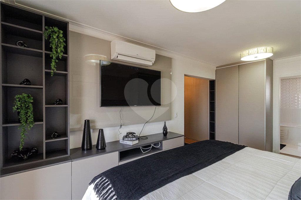 APARTAMENTO IPIRANGA COM 4 SUÍTES E 3 VAGAS - REFORMADO!