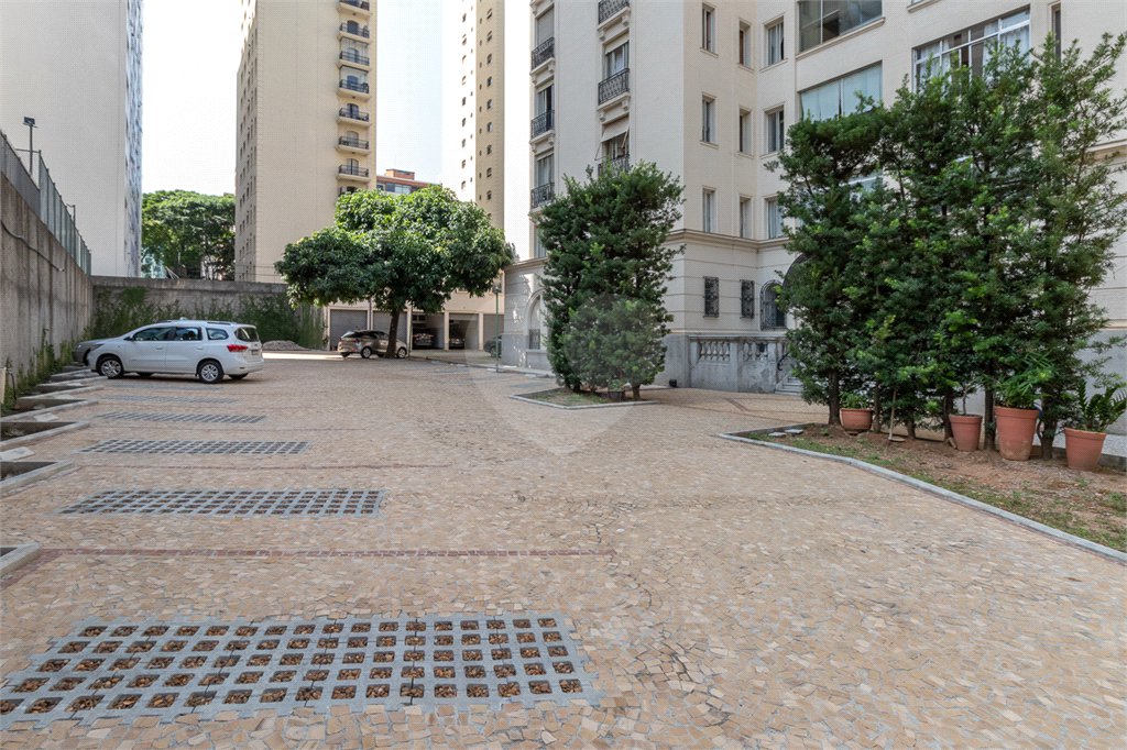 Apartamento à venda com 7 suítes em Santa Cecília, São Paulo, SP