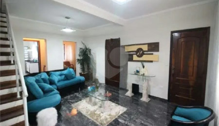Sobrado à venda com 3 quartos, sendo 1 suíte,  em Santana, São Paulo, SP
