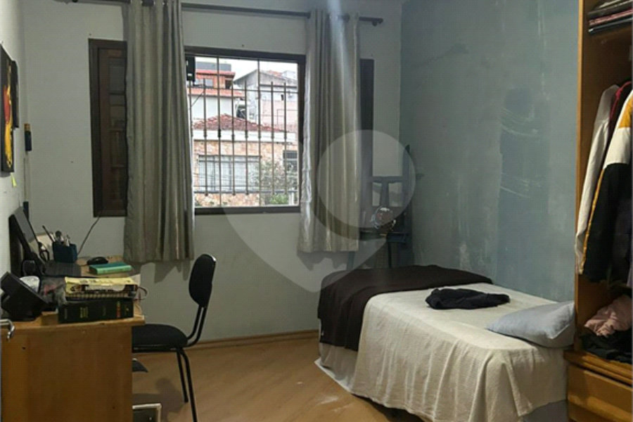 Sobrado à venda com 3 quartos, sendo 1 suíte,  em Tremembé, São Paulo, SP