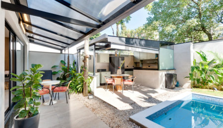 Casa à venda com 4 suítes no condomínio Villa Suiça, São Paulo - SP