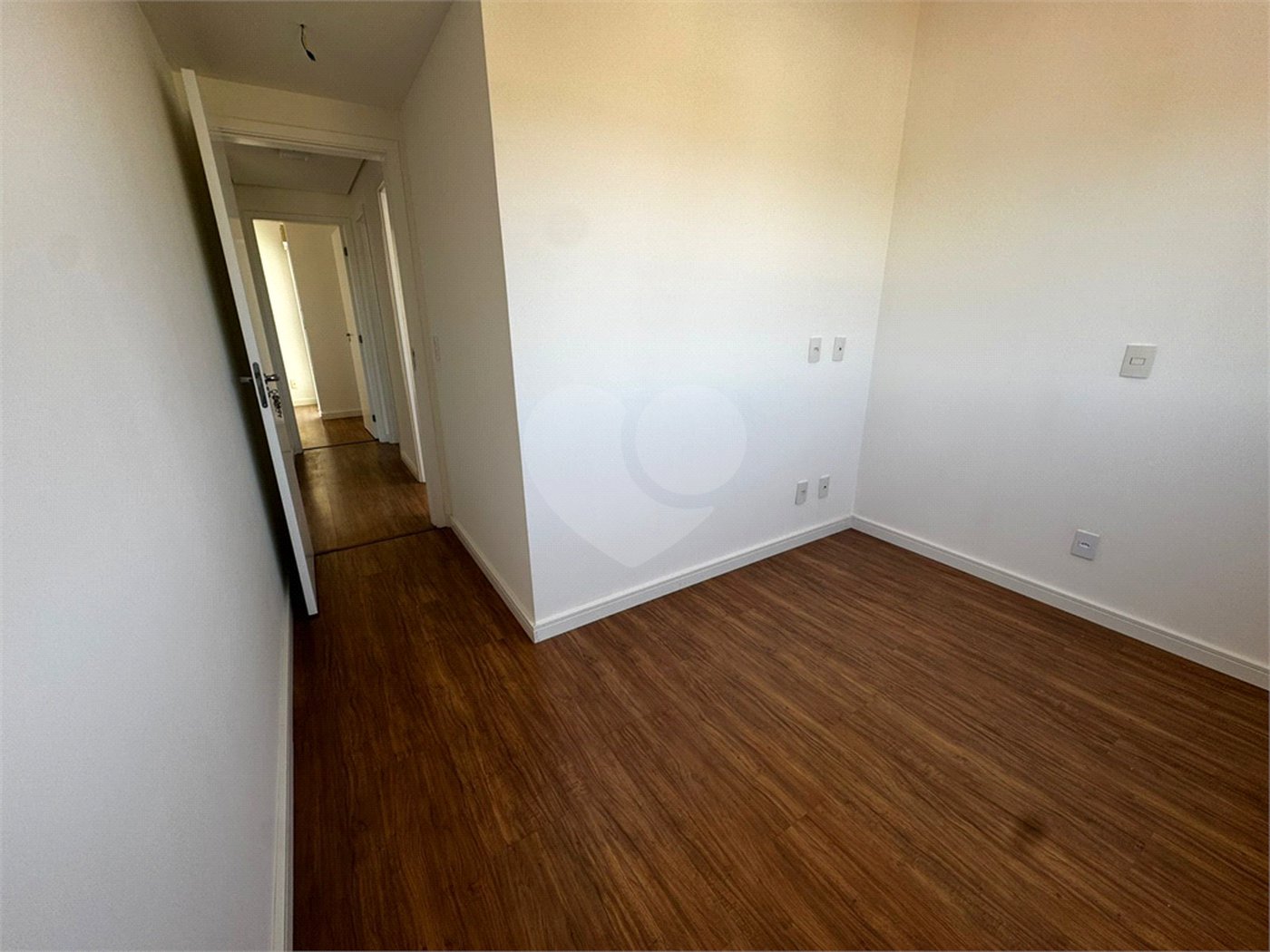 Apartamento à venda ou para alugar com 3 quartos, sendo 1 suíte,  em Vila Trujillo, Sorocaba, SP