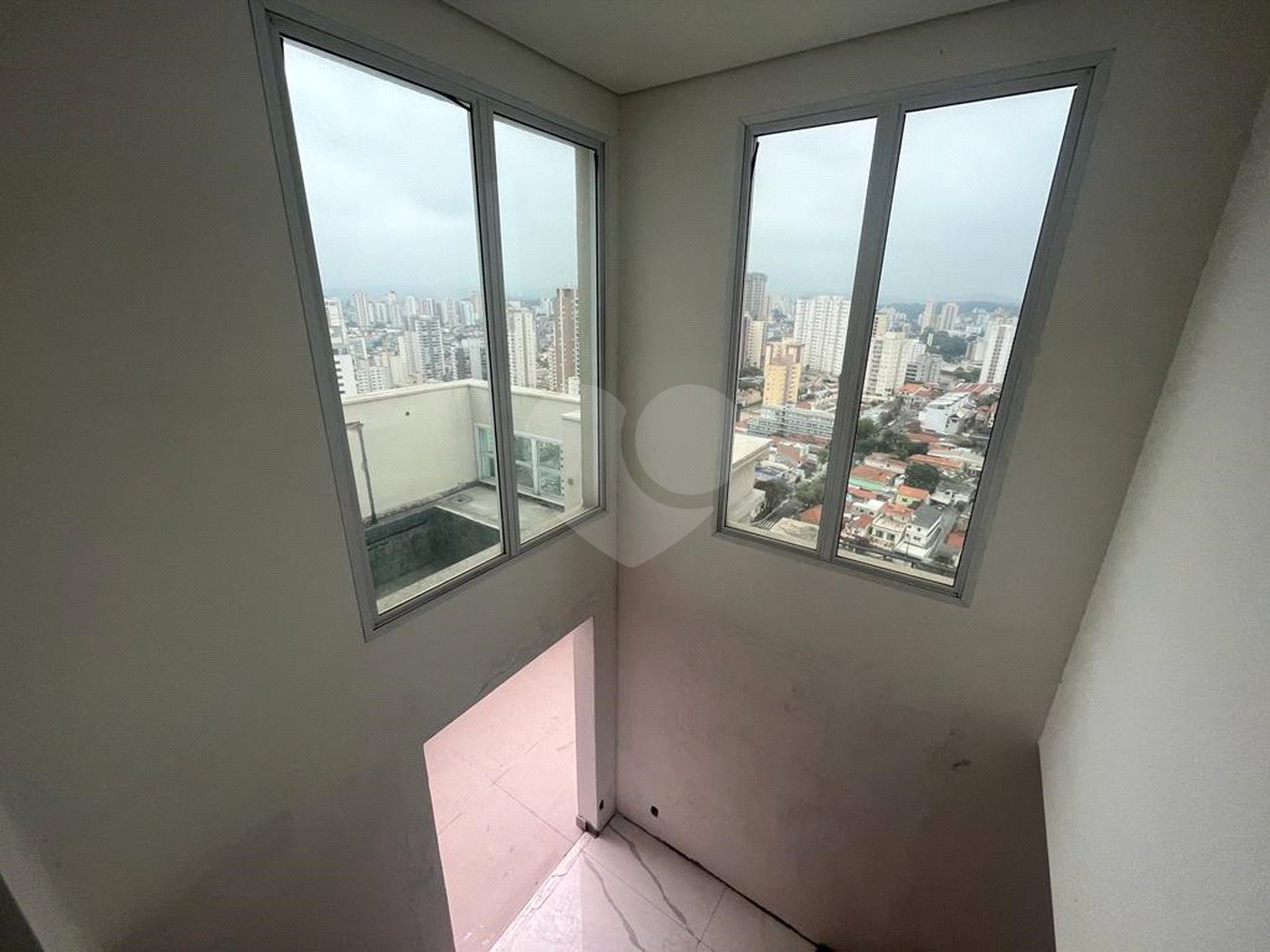 Cobertura à venda com 4 suítes em Santana, São Paulo, SP