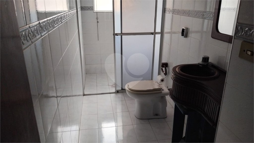 Sobrado à venda com 3 quartos em Jardim Odete, São Paulo, SP