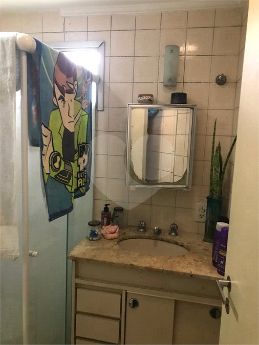 Apartamento para alugar com 3 quartos, sendo 1 suíte,  em Pinheiros, São Paulo, SP