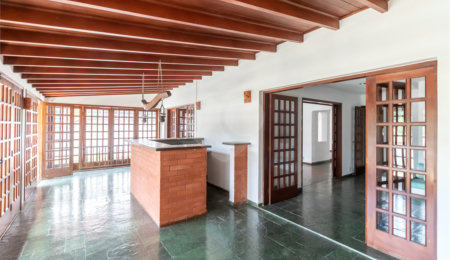 Sobrado à venda com 5 quartos, sendo 3 suítes,  em Alto da Boa Vista, São Paulo, SP