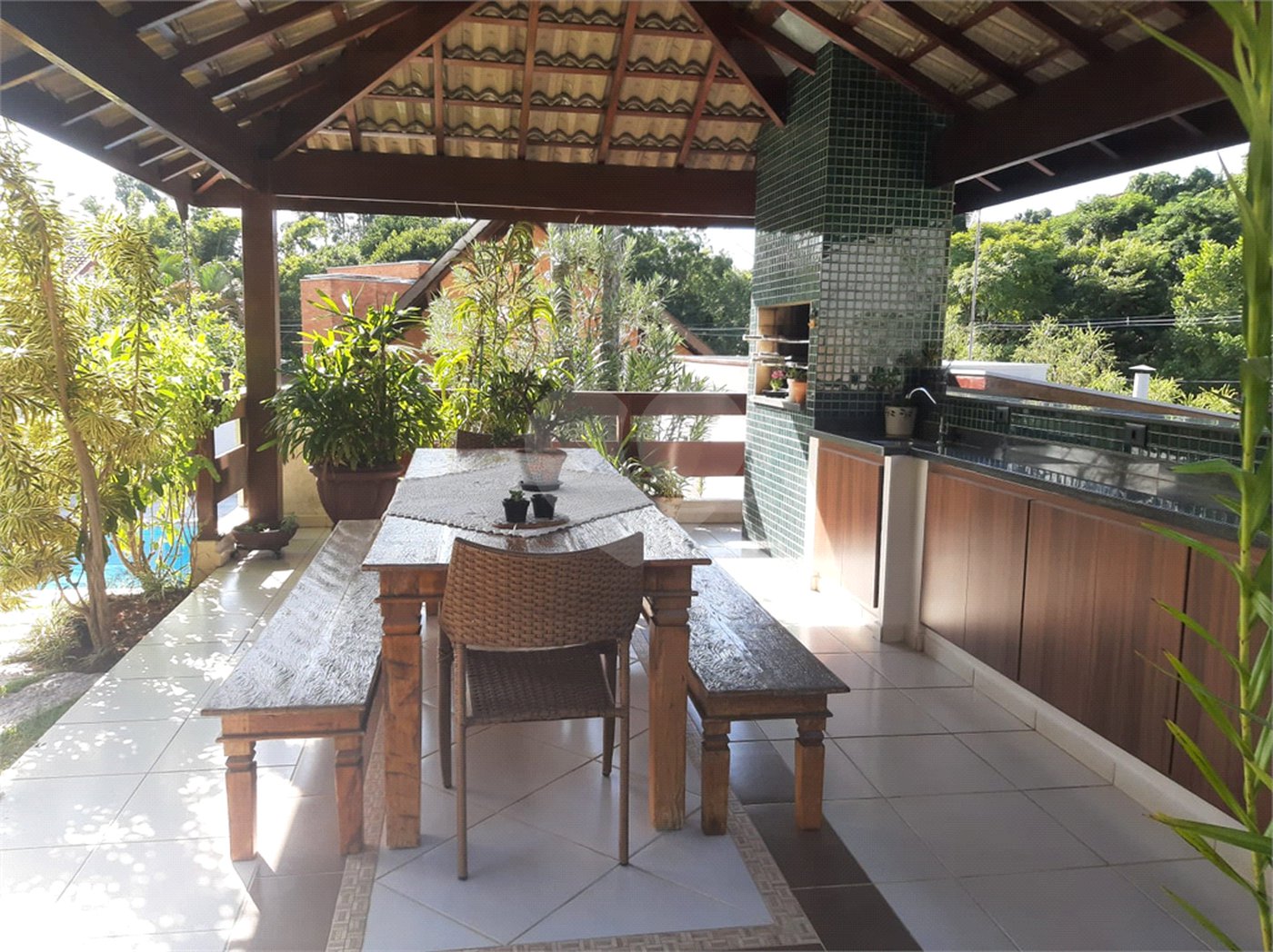 Casa à venda com 4 quartos, sendo 2 suítes,  no condomínio Estância Marambaia, Vinhedo - SP