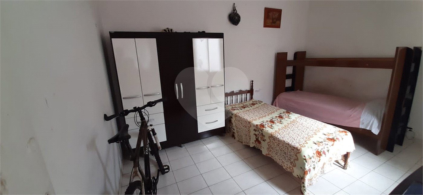 Sobrado à venda com 4 quartos em Santana, São Paulo, SP