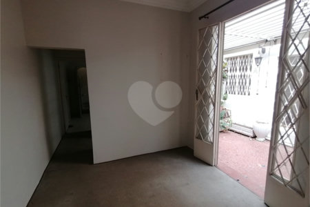 CASA À VENDA NA VILA MARIANA, 180m2, TÉRREA, VAGA DE GARAGEM