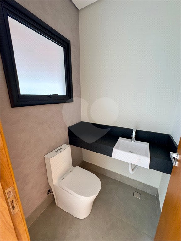Casa à venda com 3 suítes no condomínio Residencial Phytus, Cabreúva - SP