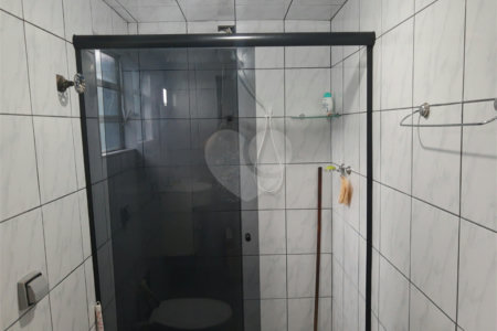 Sobrado à venda com 3 quartos, sendo 1 suíte, em Jardim Helga, São Paulo, SP