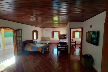 Chácara à venda com 2 quartos, sendo 1 suíte, em Chácara Santo Antônio, Araçoiaba da Serra, SP