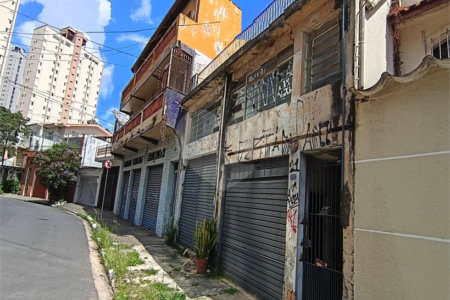 Terreno à venda em Santa Teresinha, São Paulo, SP
