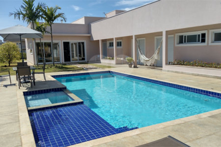 Casa à venda com 4 suítes no condomínio Horizonte Azul II, Itupeva - SP