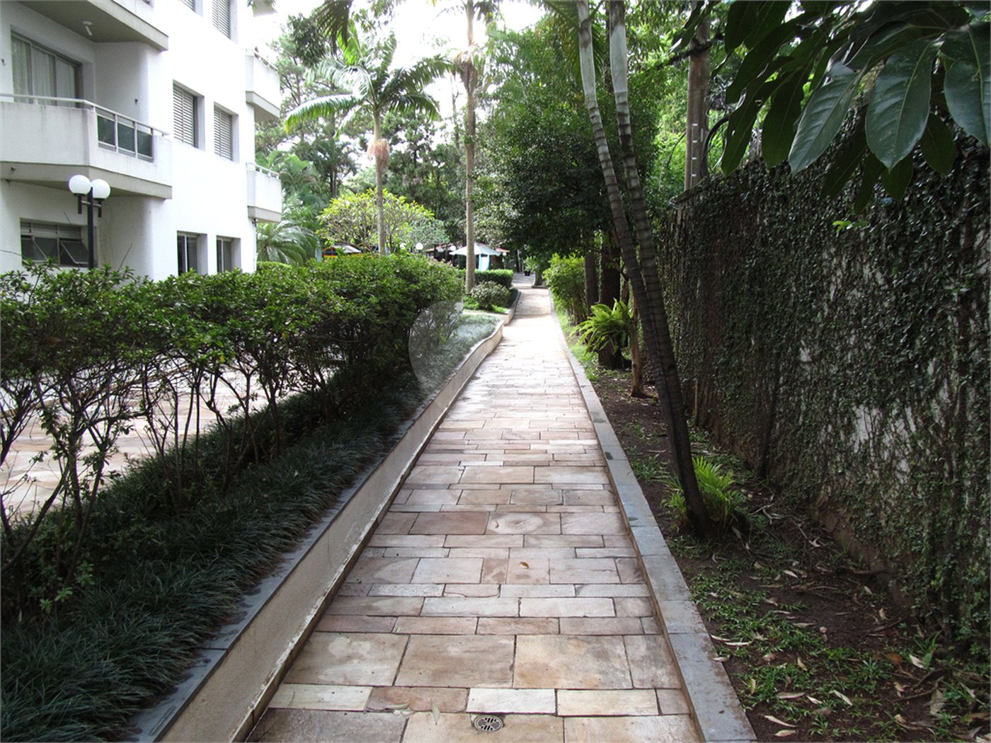 Apartamento à venda com 3 quartos, sendo 1 suíte,  em Jardim Marajoara, São Paulo, SP