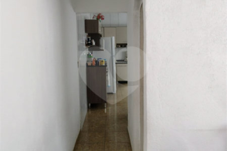 Sobrado à venda com 3 quartos em Parque Residencial Casa Branca, Suzano, SP